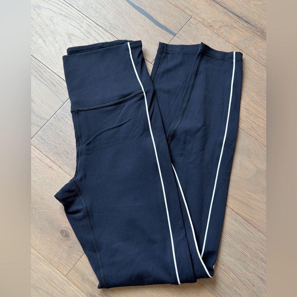 ALL IN MOTION LEGGINGS